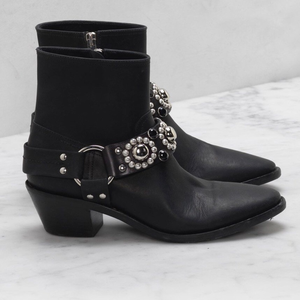ISO!!! Golden Goode Boot Size 39